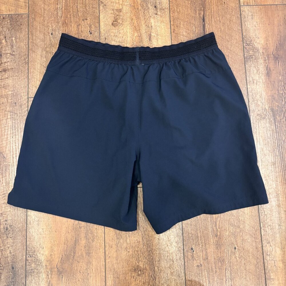 Fabletics Shorts Mens Large Navy Blue 6” Fundamental Liner Gym Performance - Picture 4 of 9